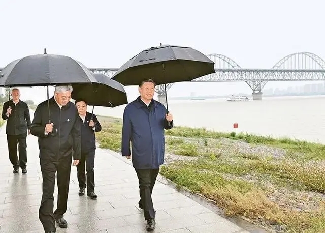 习近平：推进生态文明建设需要处理好几个重大关系